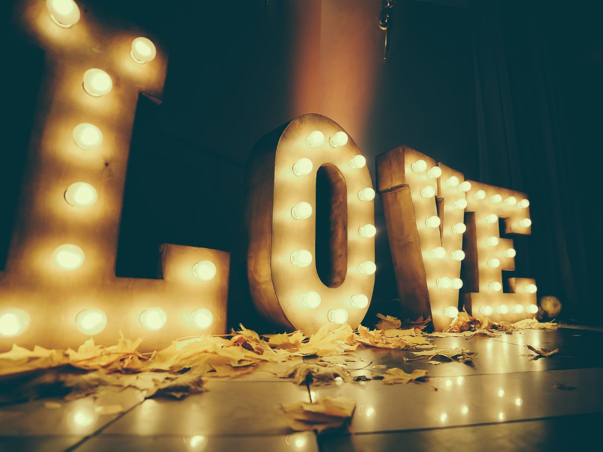 marquee letters
